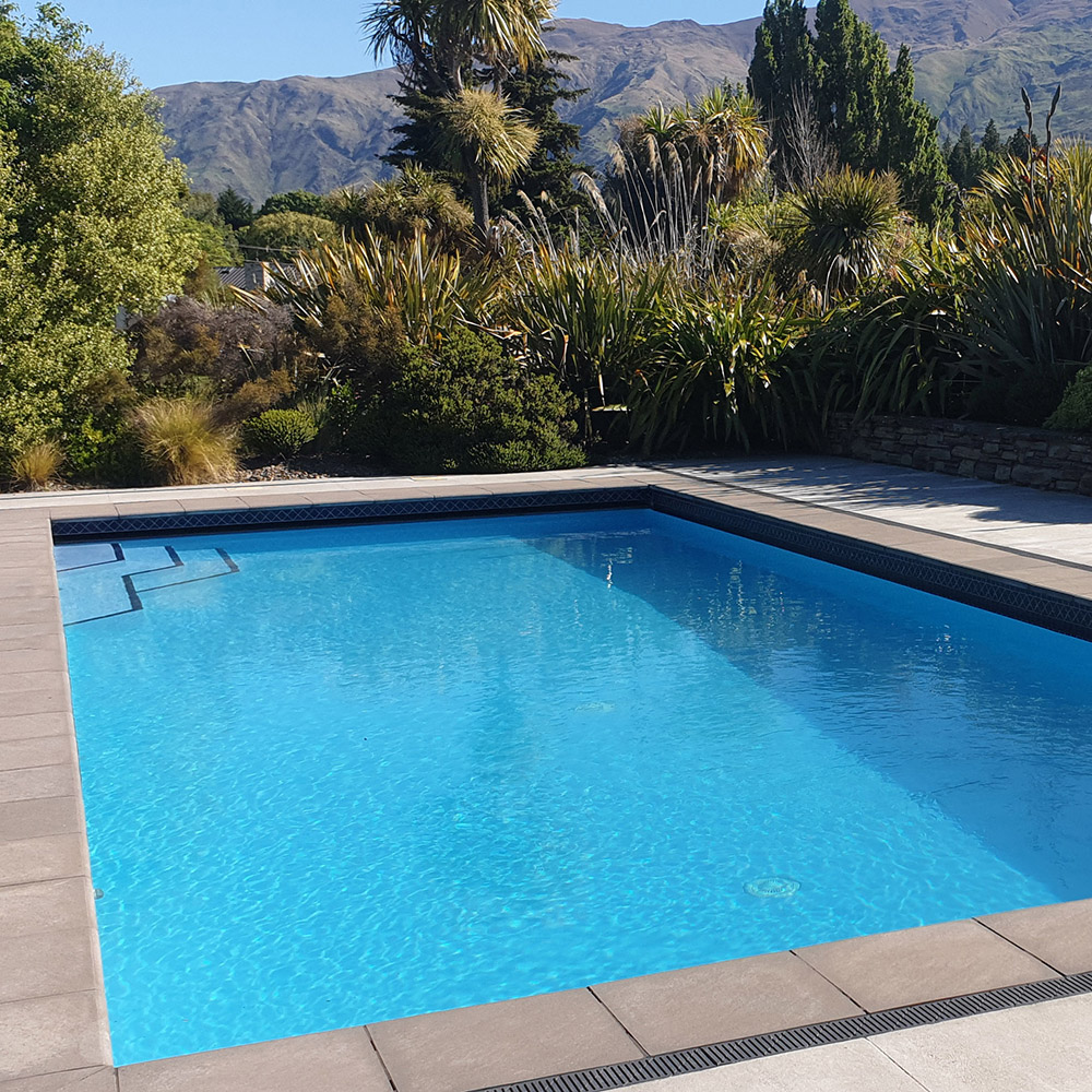 A beautiful Wanaka pool